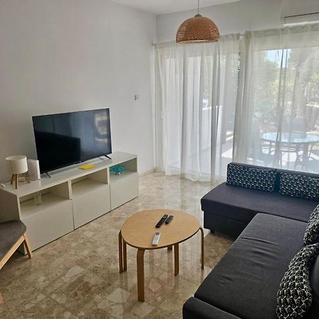 Margarita 110 Apartment Paphos ภายนอก รูปภาพ